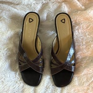 Liz Claiborne Flex Toby slide sandal